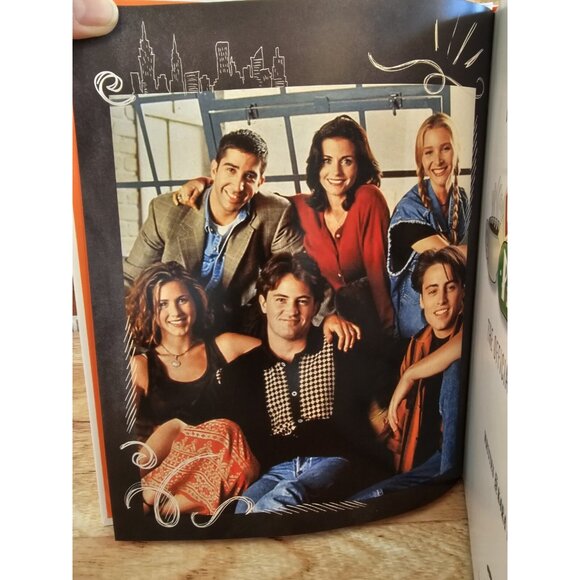 Friends-The Official Central Perk Cookbook Brand New - Picture 5 of 9